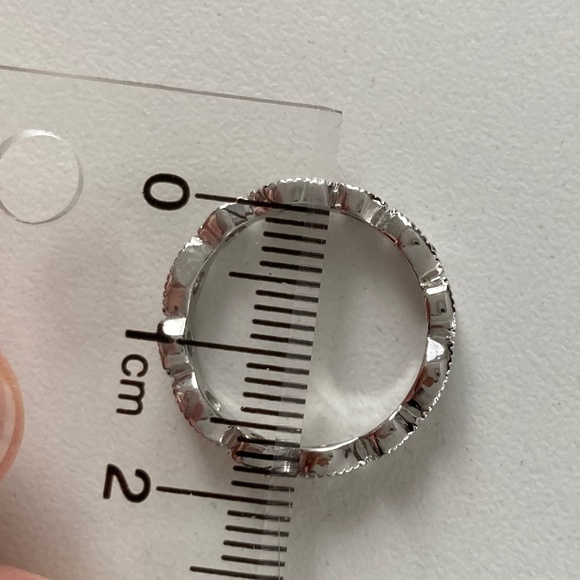 Stella & Dot Stackable Rings Deco - Silver - Size 6 - Picture 6 of 7